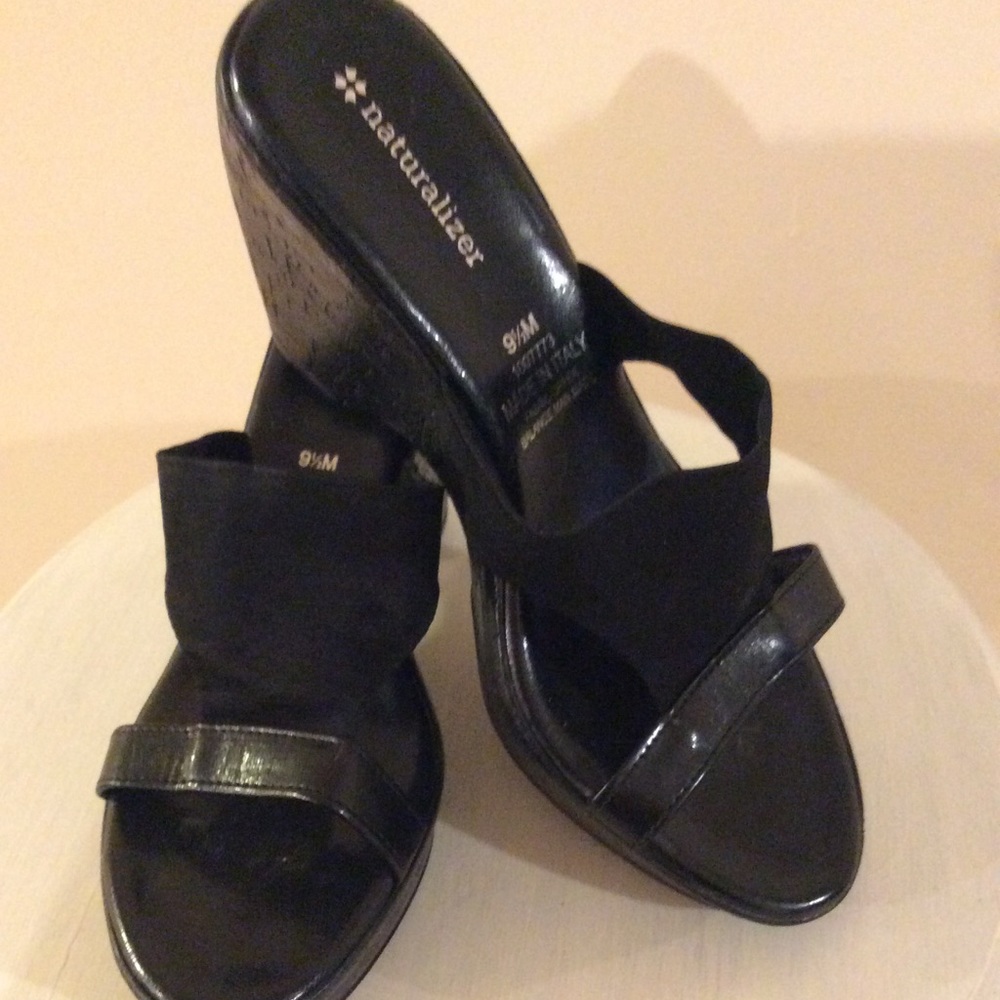 Naturalizer Black Wedges